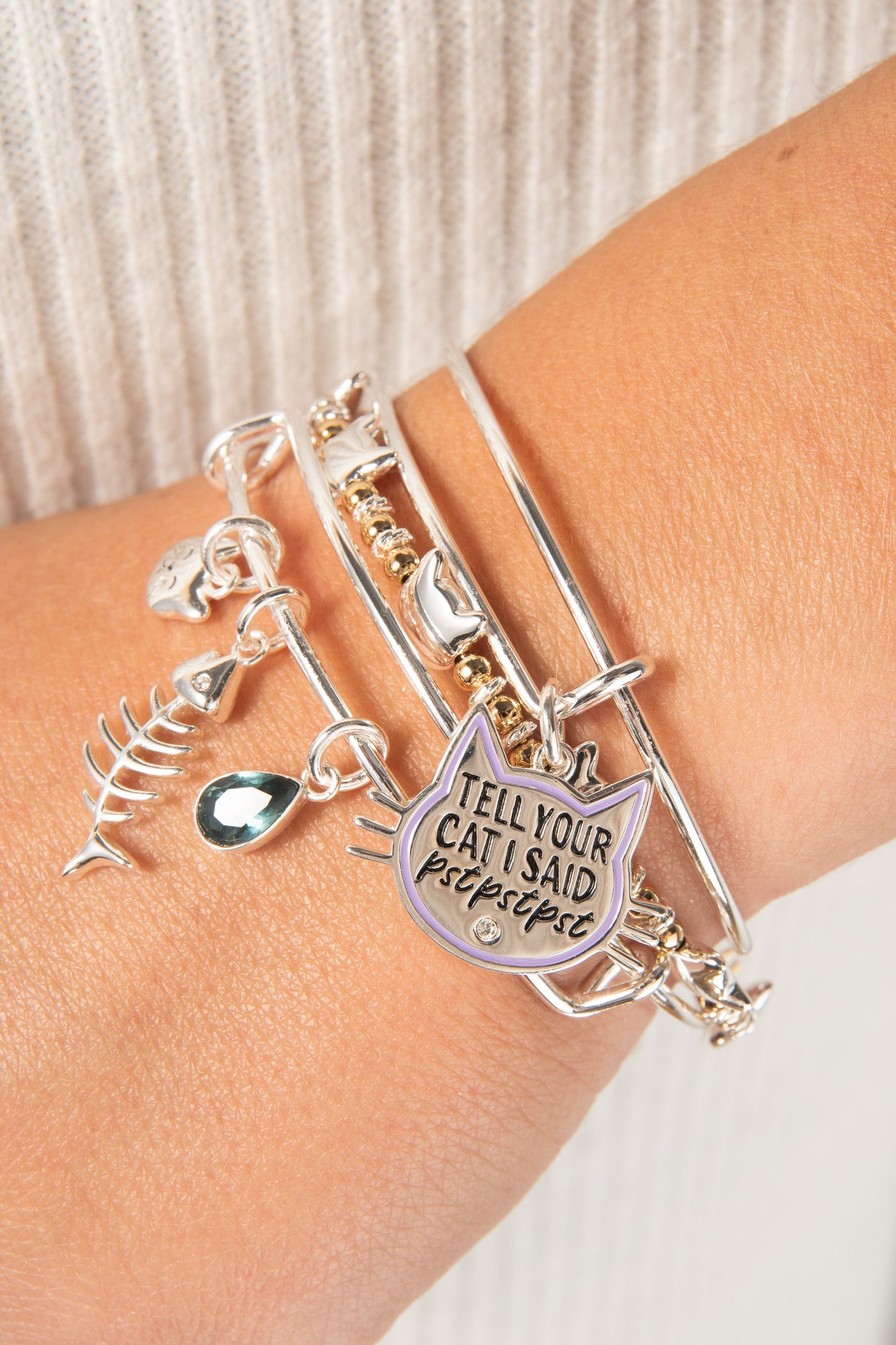 Cat Beaded Bangle