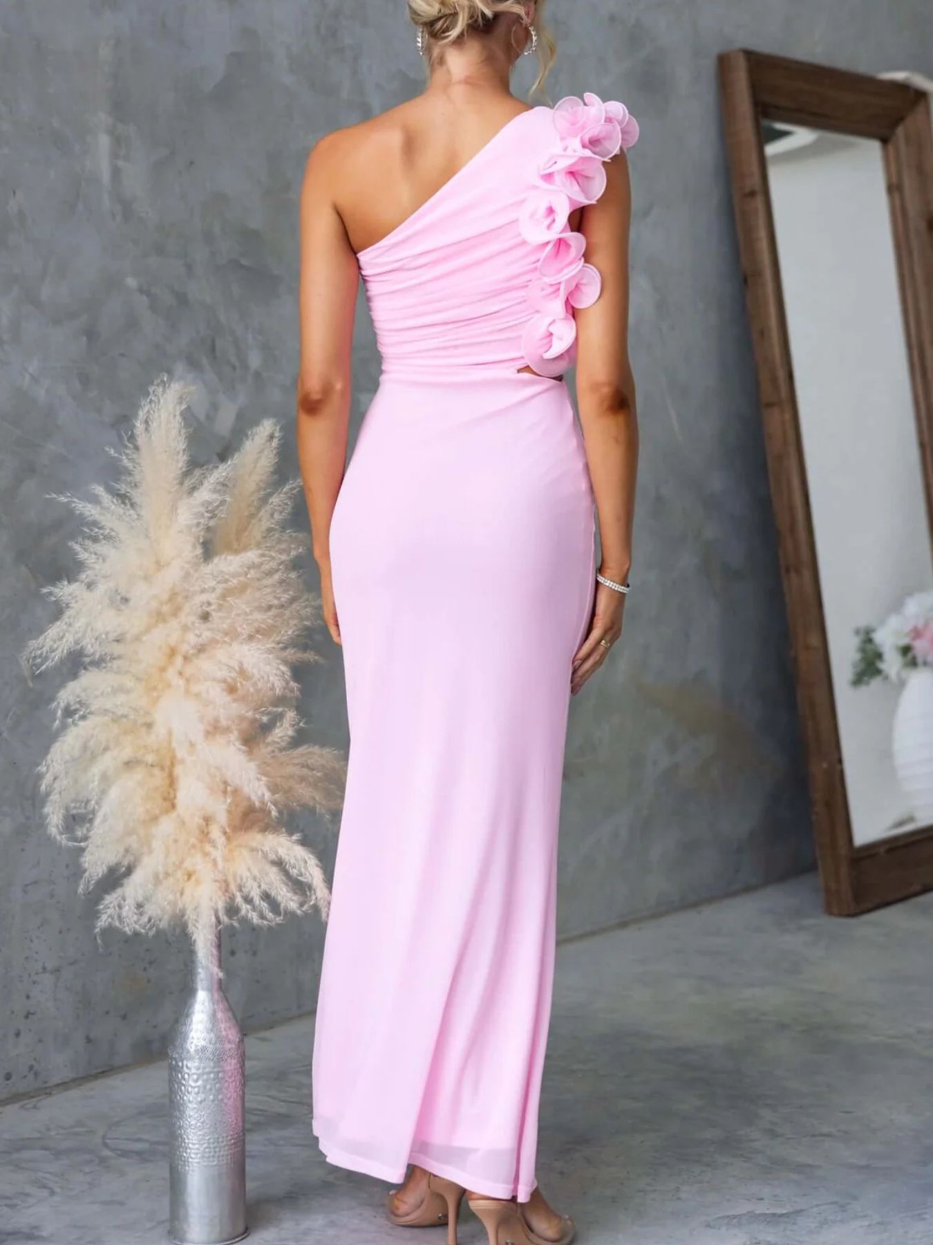 0e7f7549-1b1f-4b75-878e-be04d14afff4-Max