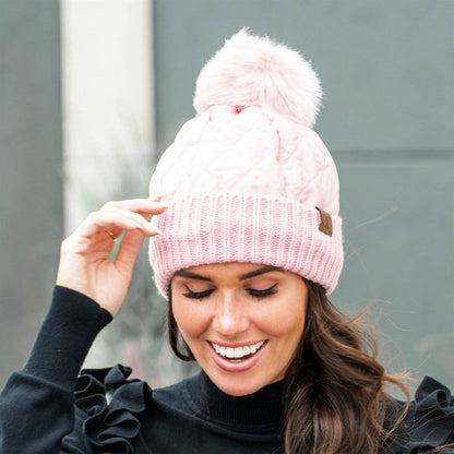 Snap & Slay Quilted Pom Beanie – The Perfect Blend of Cozy and Chic!