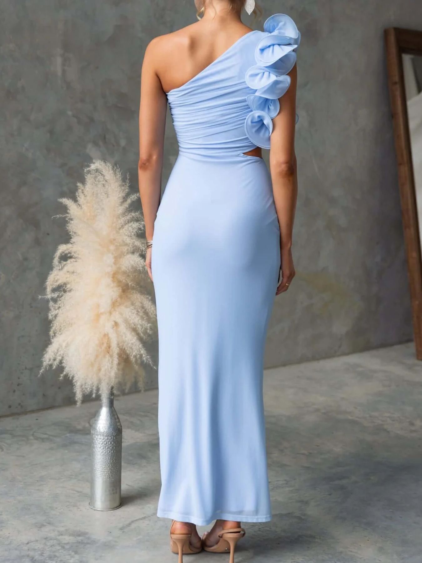 eec684b7-5278-4f89-9853-0920e8abf022-Max